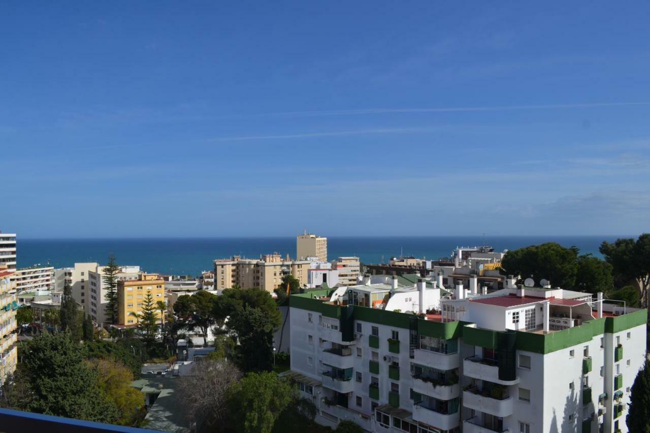 R&E Apartment Torremolinos Exterior photo